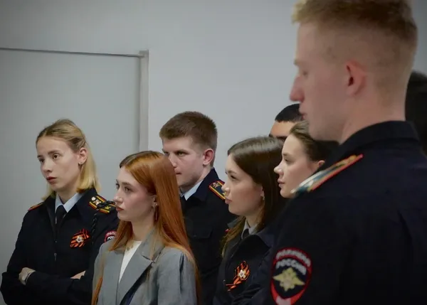 8 мая ЦОДД МКУ МО г. Краснодар «ЦМДДТ» посетили студенты Краснодарского университета Министерства внутренних дел… — фото 6